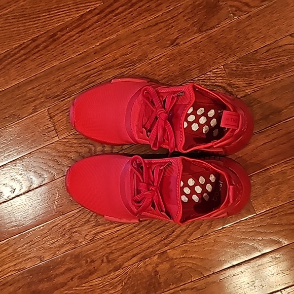 Adidas NMD_R1, red on red men's size 7.5, women's 8.5 - Picture 5 of 11